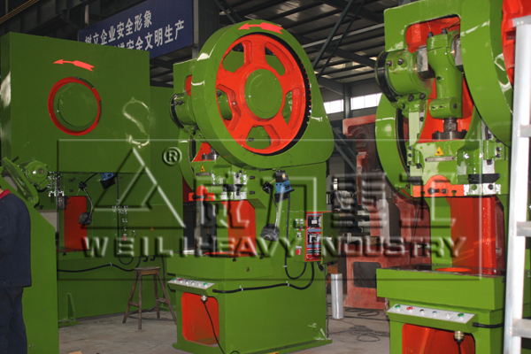 100噸鋼板開(kāi)式?jīng)_床