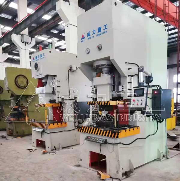 250噸液壓沖床完成生產